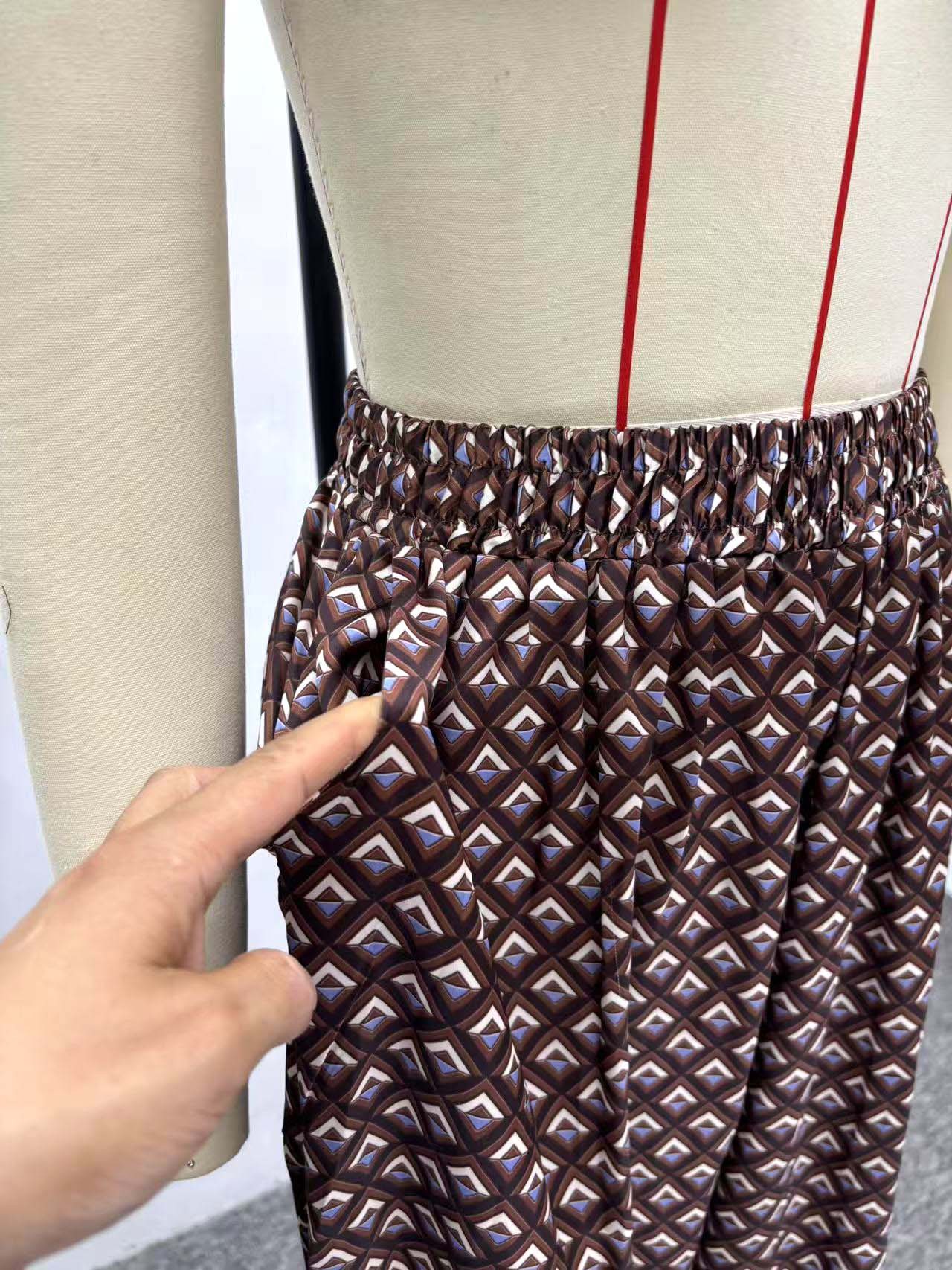 Women houndstooth short-sleeved turndown collar shirt and two-piece pants set