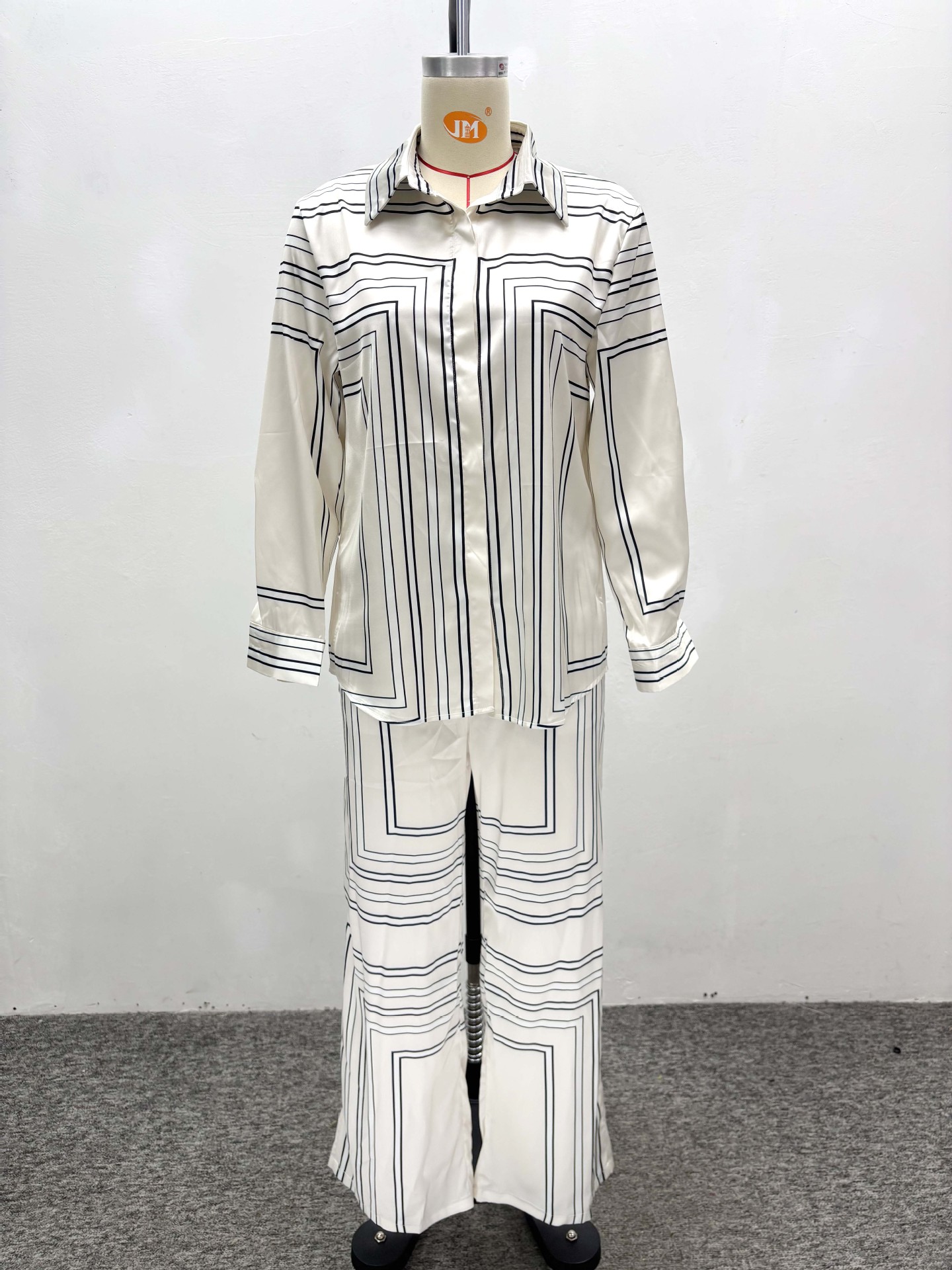 Plus-size African Women long-sleeved turndown collar striped shirt and two-piece pants set