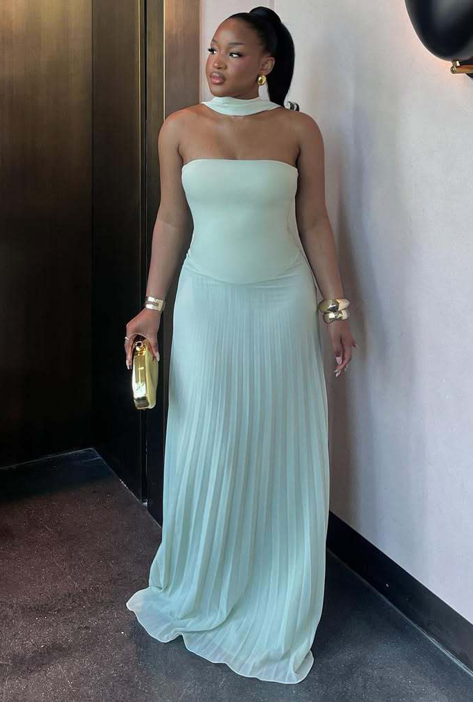 Women Summer Collarless Solid Pleated Strapless Dress