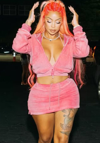 Women Solid Hooded Cropped Long-Sleeved Top Bodycon Skirt Two-Piece Set