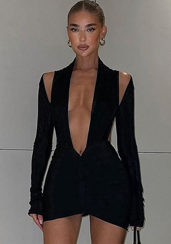 Women Autumn/Winter Solid Long-Sleeved V-Neck Halter Neck Pleated Dress