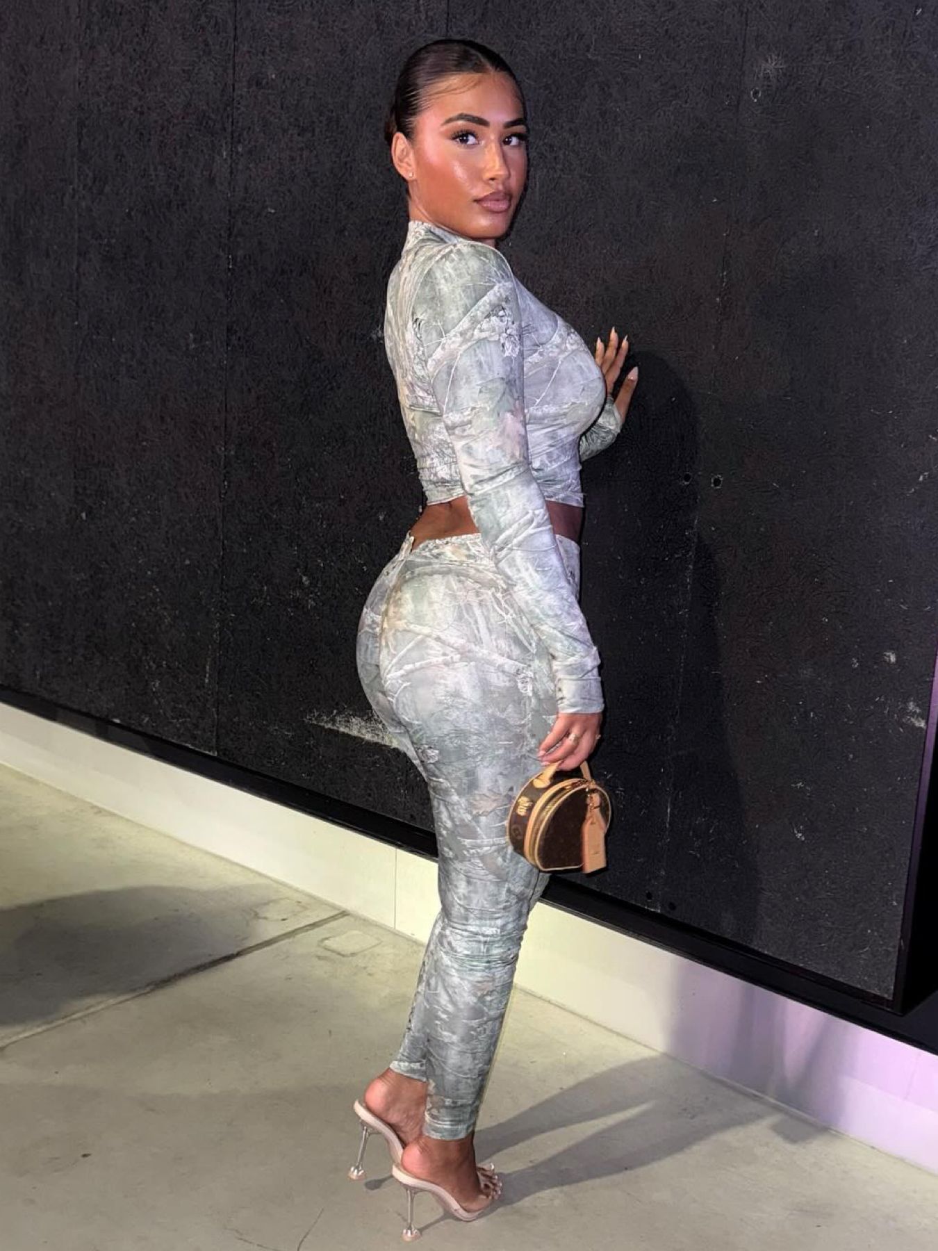 Women Printed Long-Sleeved Cropped Zipper Top and Pants Two-Piece Set