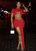 Women's Solid Color Metal Decoration Cut-Out Round Neck Short Sleeve Top Ribbon Short Skirt Set