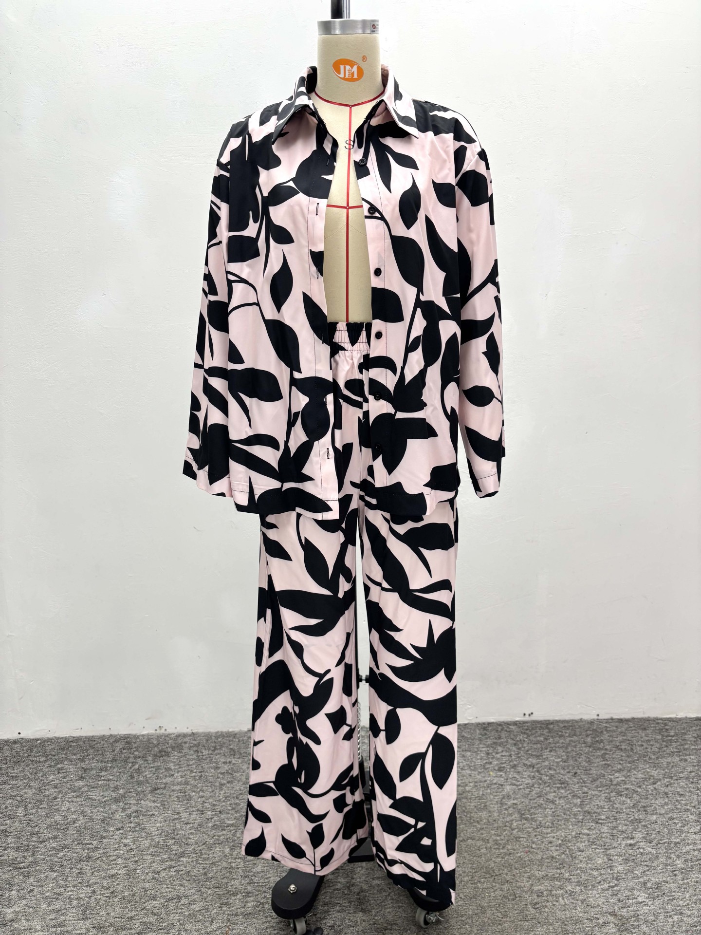 Plus-Size Women Long-Sleeved Turndown Collar Print Cardigan Shirt and African Casual Wide-Leg Pants Two-Piece Set