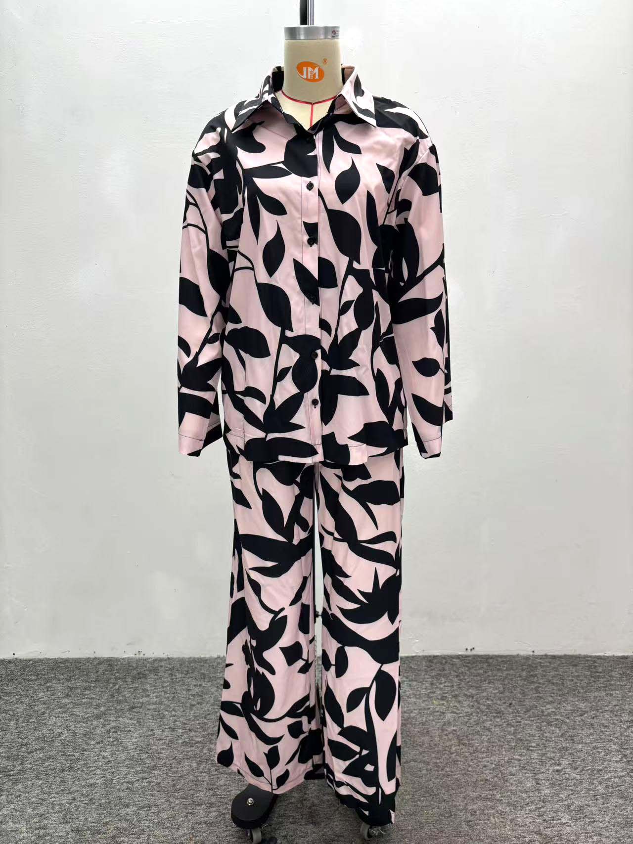 Plus-Size Women Long-Sleeved Turndown Collar Print Cardigan Shirt and African Casual Wide-Leg Pants Two-Piece Set