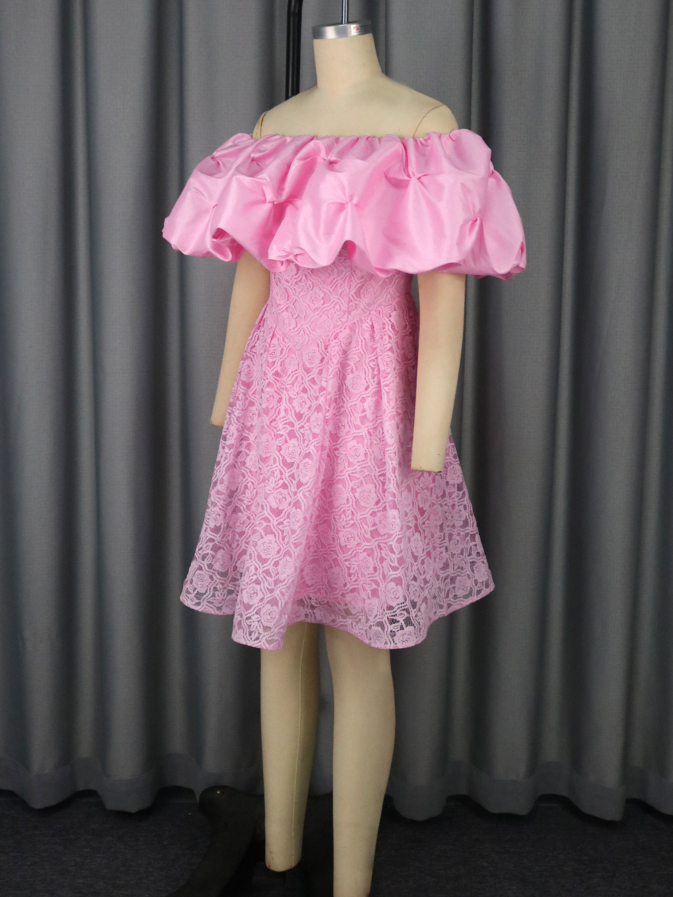 Off Shoulder Puff Sleeve Sexy Lace Slim Waist Chic A-Line Party Dress