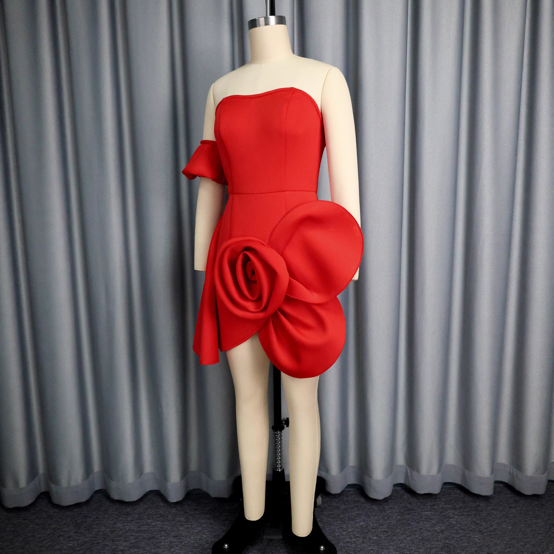 Stylish Sexy Strapless Asymmetric Flower Slim Waist Party Evening Dresses