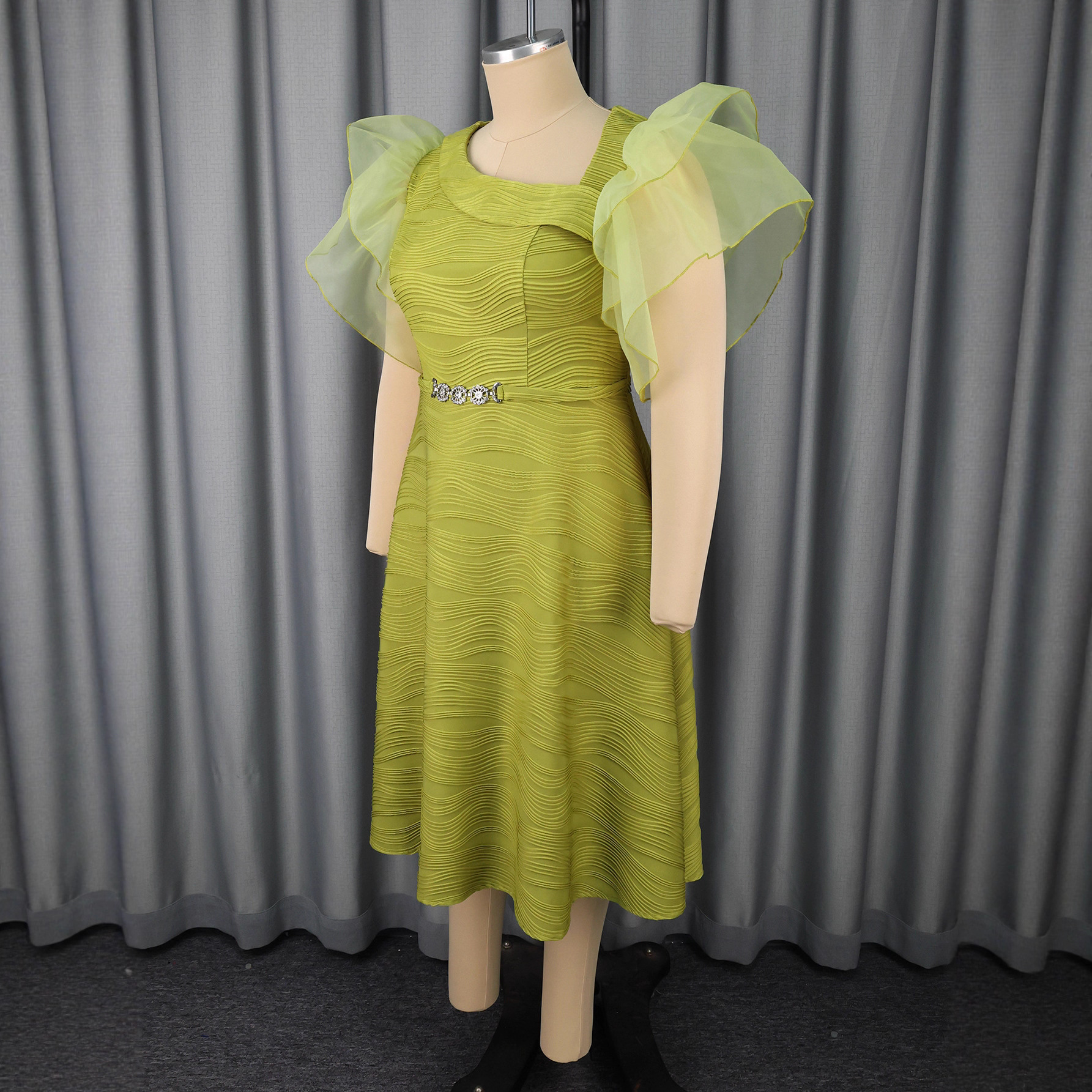 Elegant Slash Shoulder Mesh Flutter Sleeve Midi Gown Slim Waist A-Line Party Dresses