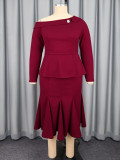 Plus-Size Women Burgundy One-Shoulder Ruffle Long-Sleeved Top Mermaid Skirt Elegant Two-Piece Suit