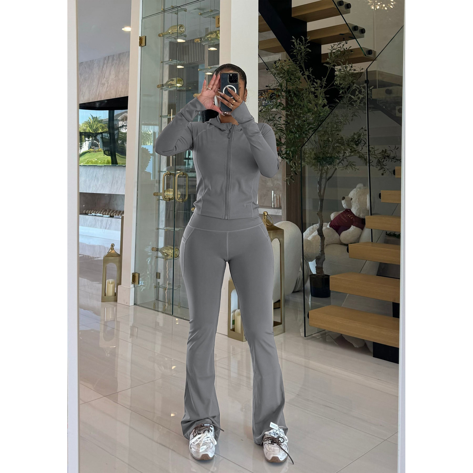 Tight Fitting Quick-Dry Gym Pockets Zipper Yoga Suit Outdoor Running Sportswear