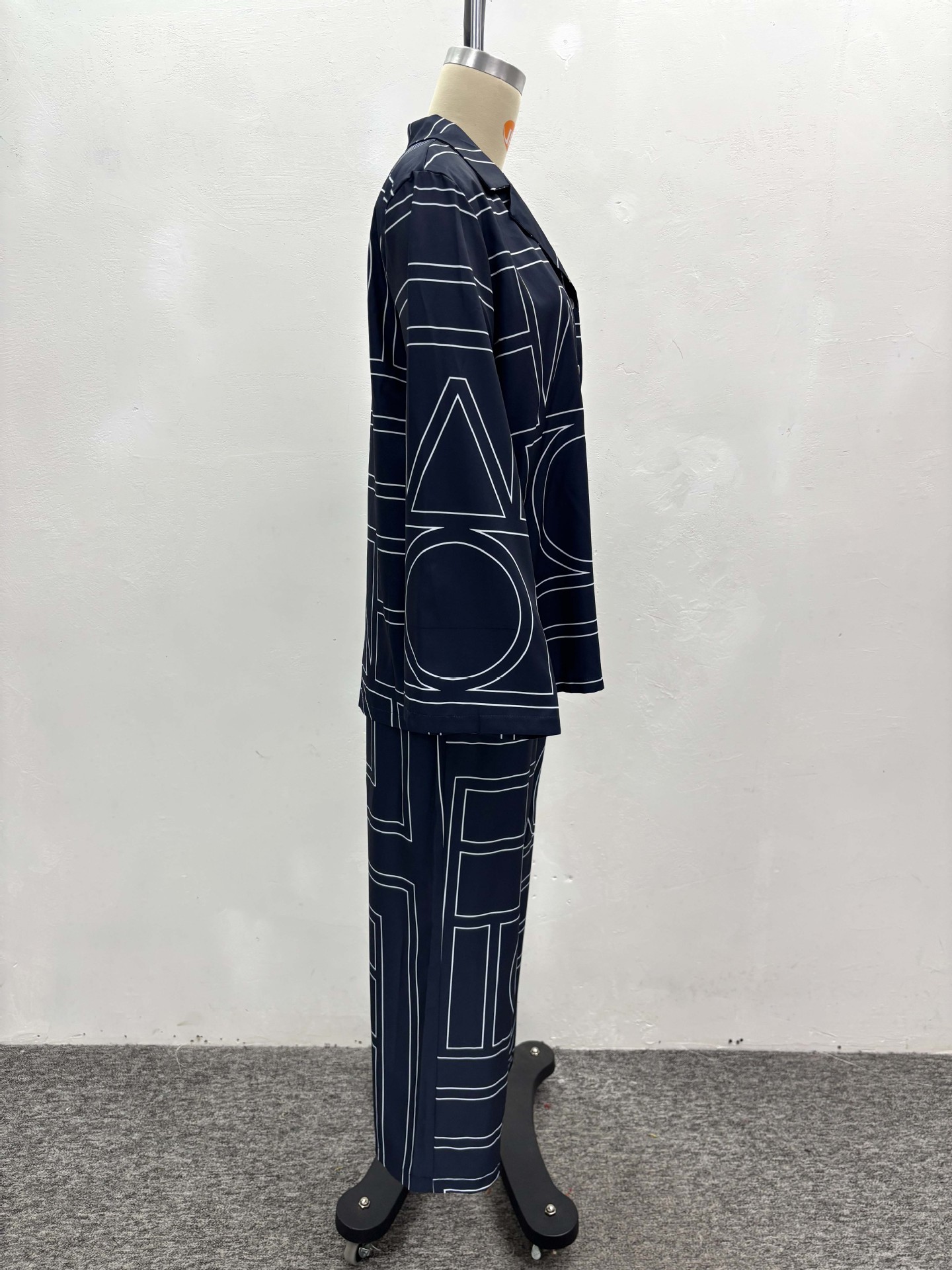 African Women Turndown Collar Long-sleeved printed shirt and wide-leg pants two-piece set