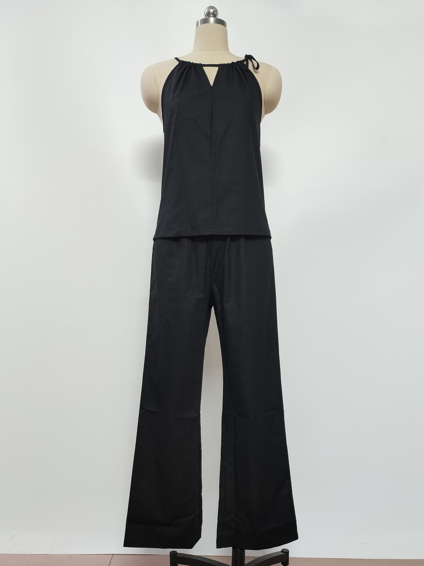 Summer Women's Openwork Halter Neck Top Wide Leg Pants Fashion Casual Linen Set