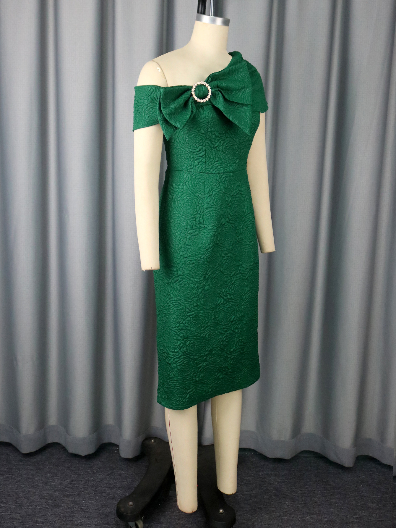 Women One-Shoulder Sexy Bow Short-Sleeve Jacquard Party Bodycon Dress