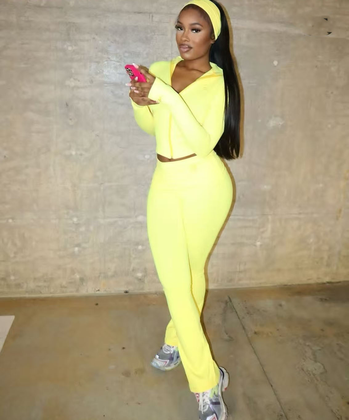 Women's Autumn Winter Stand Collar Zipper Finger Sleeve Top Casual Pants Fashion Headband Three-Piece Set