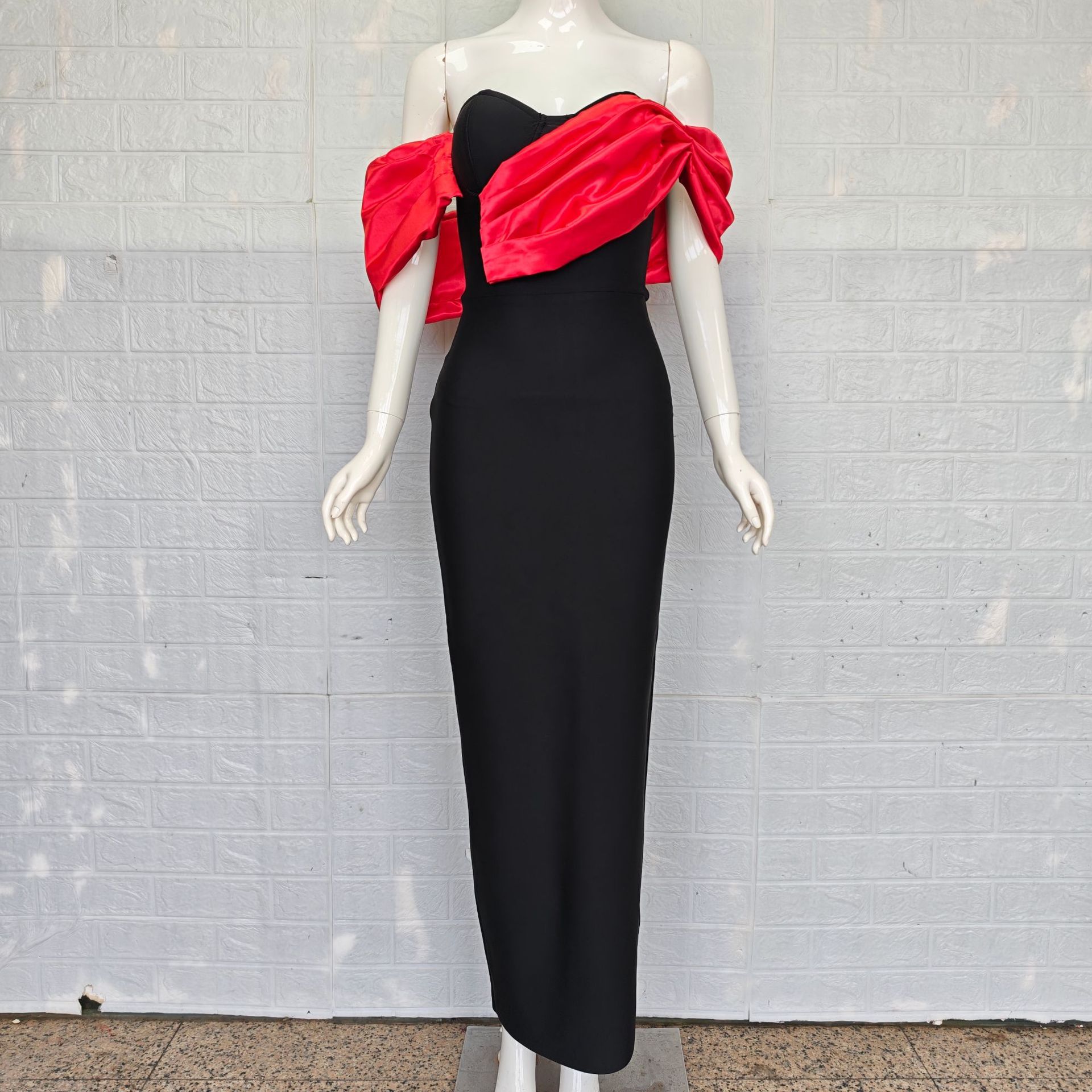 Women sexy off-the-shoulder strapless contrasting patchwork formal party dress