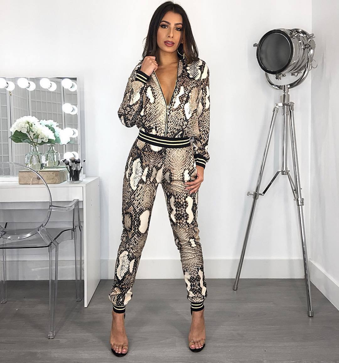 Women Printed Two-Piece Top and Pant Set