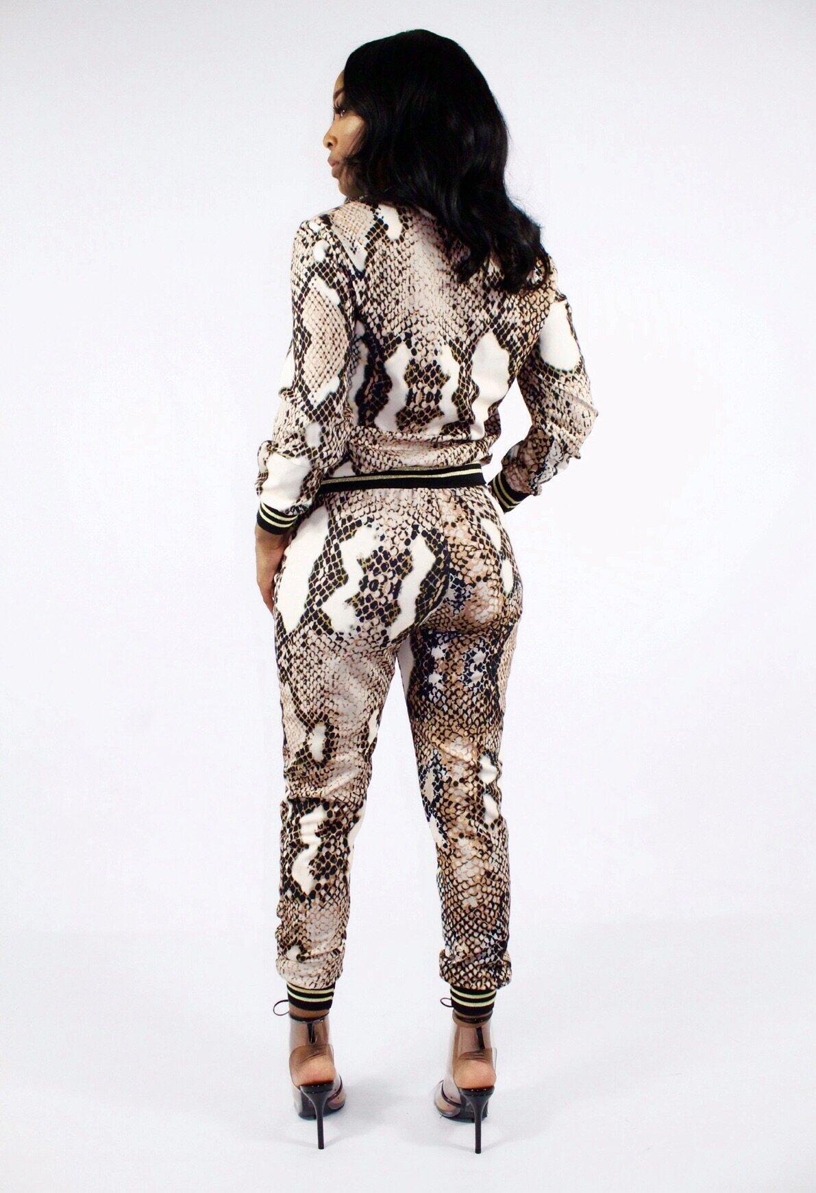 Women Printed Two-Piece Top and Pant Set