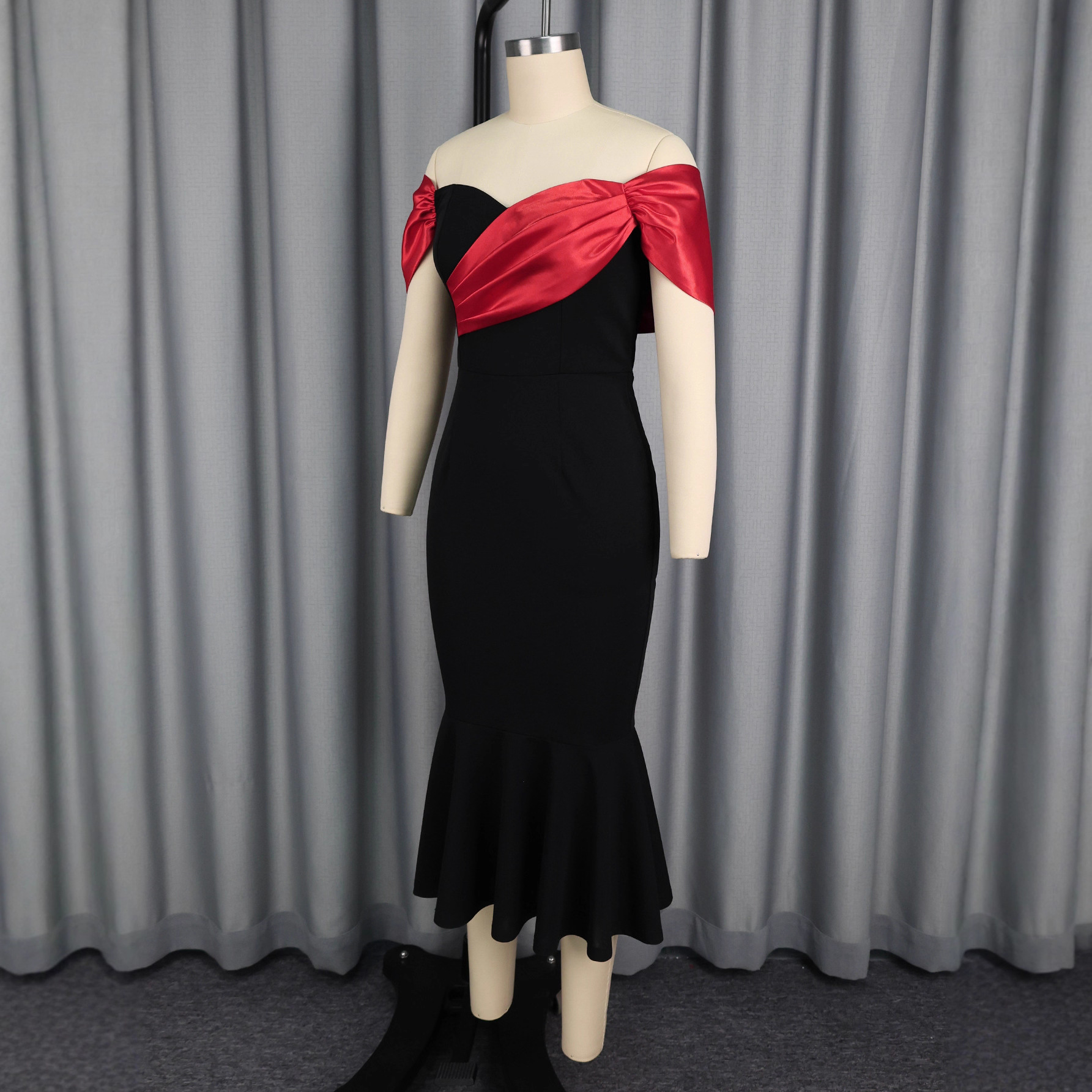 Women's Off-Shoulder Sexy Color-Blocking Party Dress with Flounce Hem Slim Fit Mermaid Evening Gown