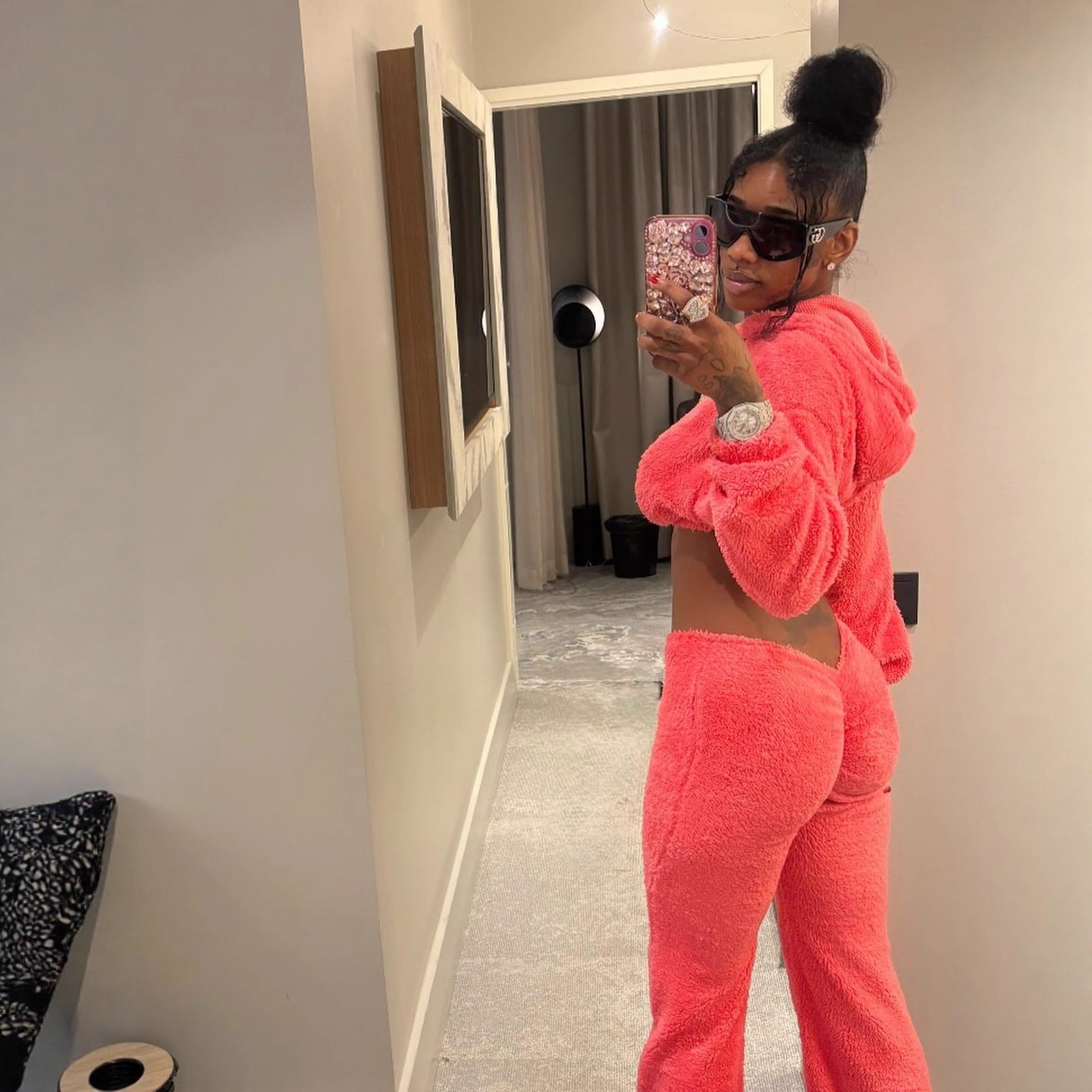 Women's Pink Plush Fashion and Comfort Two-Piece Pants Set