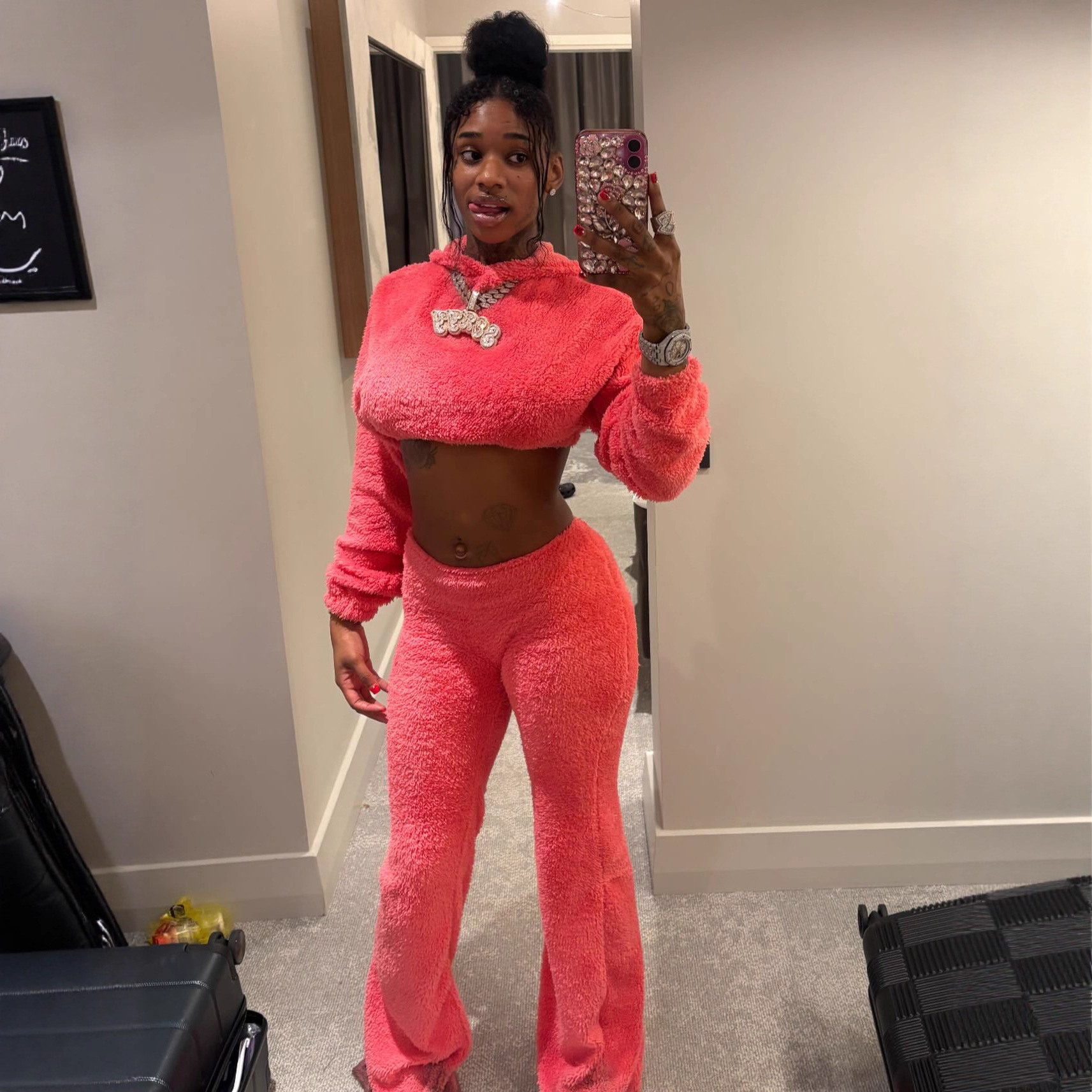 Women's Pink Plush Fashion and Comfort Two-Piece Pants Set