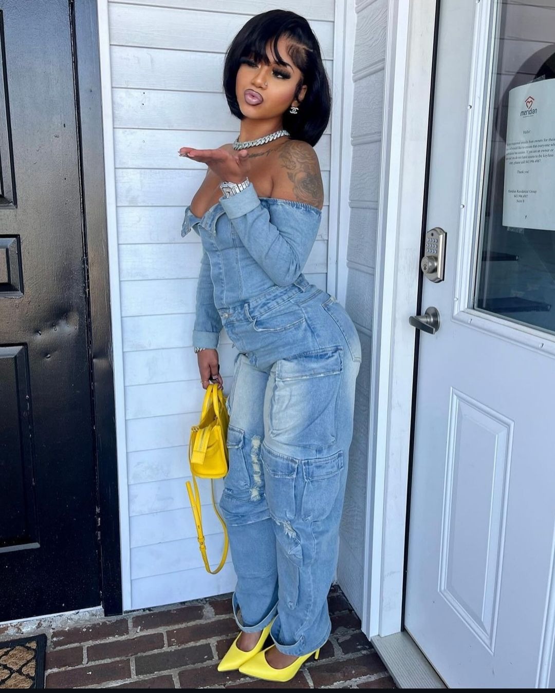 Off-Shoulder Buttoned Multi-Pocket Denim Jumpsuit for Autumn/Winter