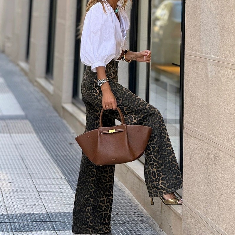 Women V-neck puff sleeve white lining and leopard print wide-leg Pant two-piece set