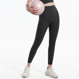Women's Tight Fitting High-Waisted Butt Lift Seamless Yoga Pants