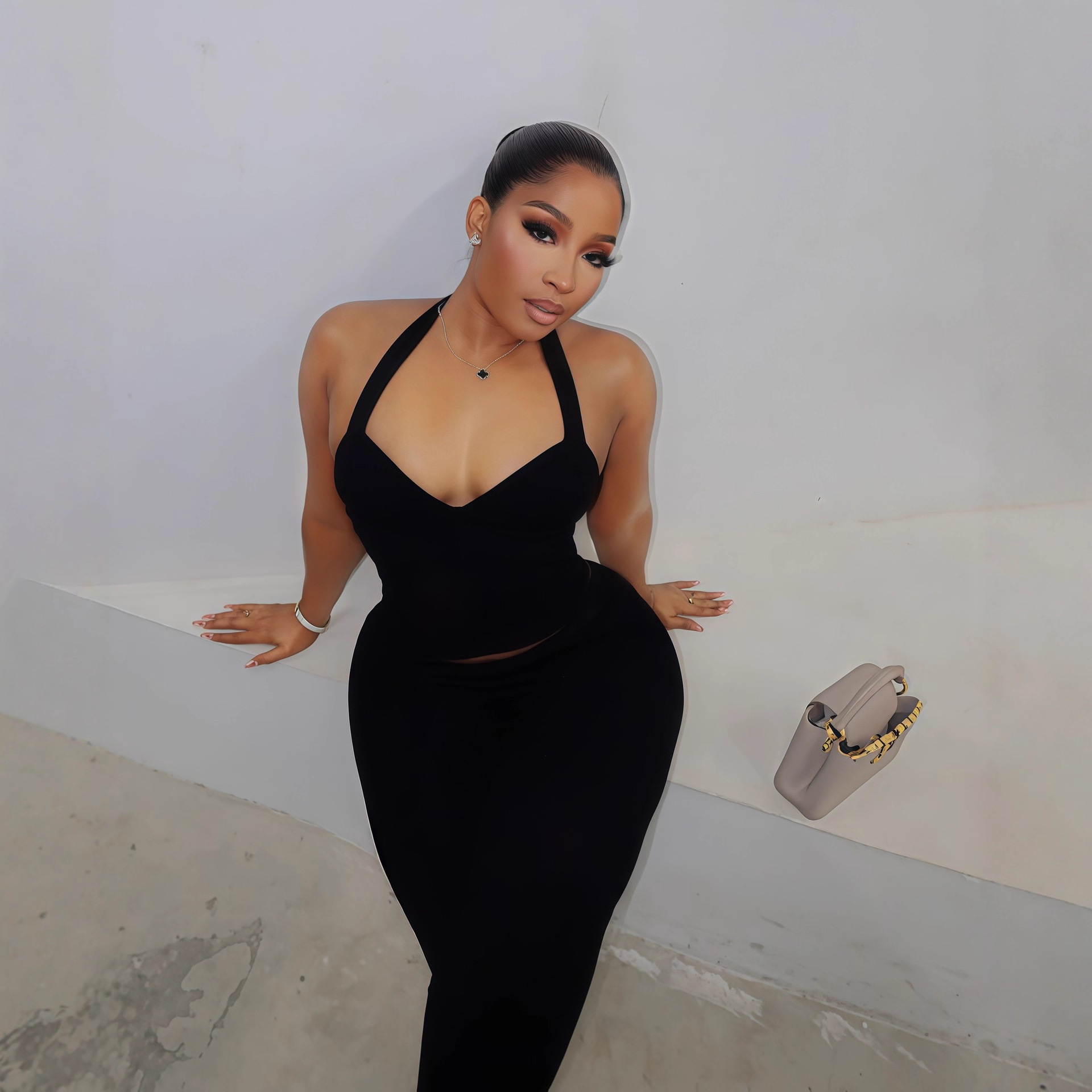 Women's Autumn Casual Solid Color Sleeveless Halter Neck Tight Fitting Pants Set