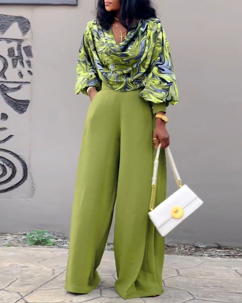 Women Green Printed Long-Sleeved Swing-Neck Top and Pleated Wide-Leg Bell Bottom Pant Two-Piece Set