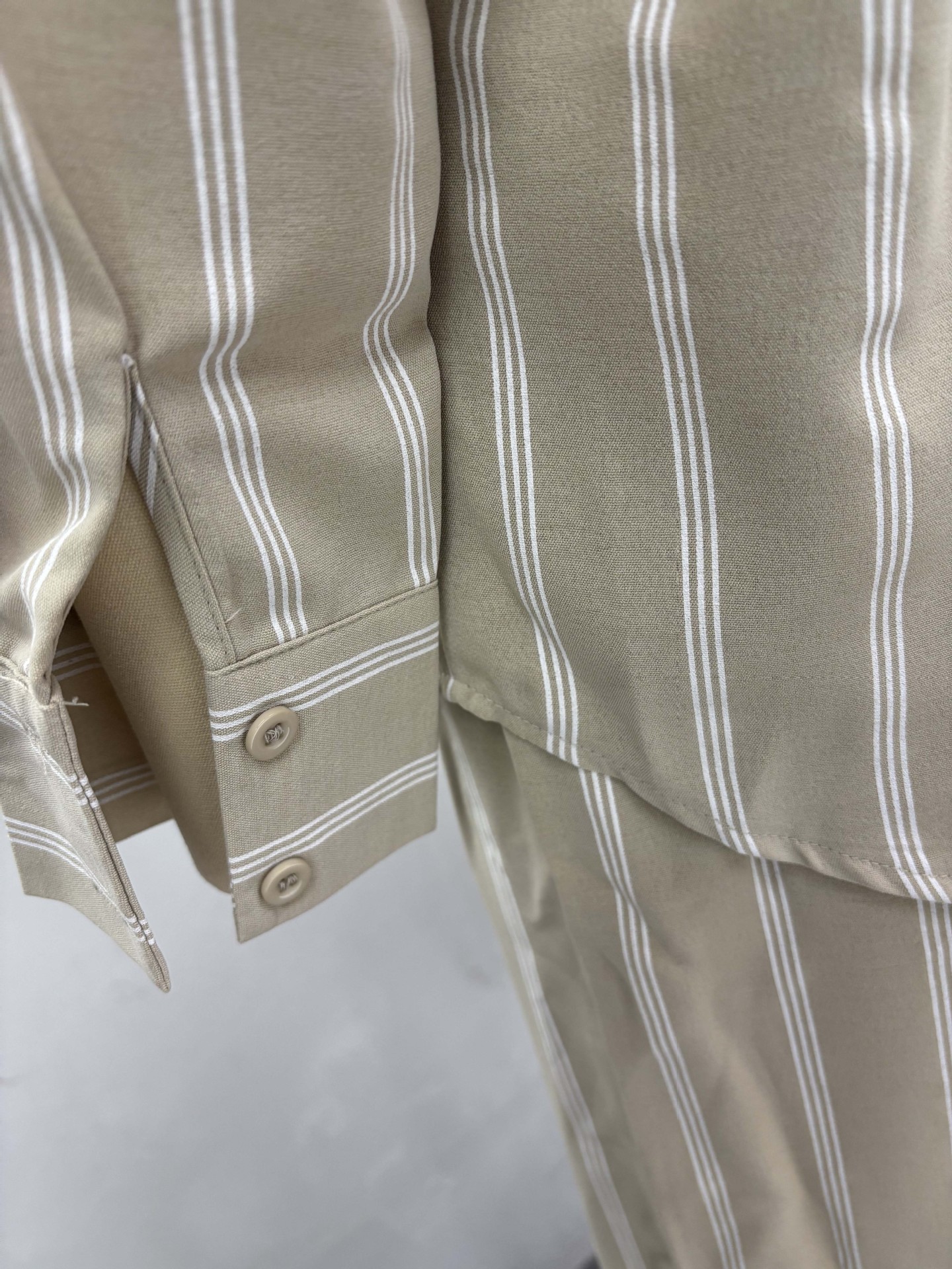 Plus-Size African Women Casual Turndown Collar Long-Sleeved Shirt and Casual Pants Two-Piece Set