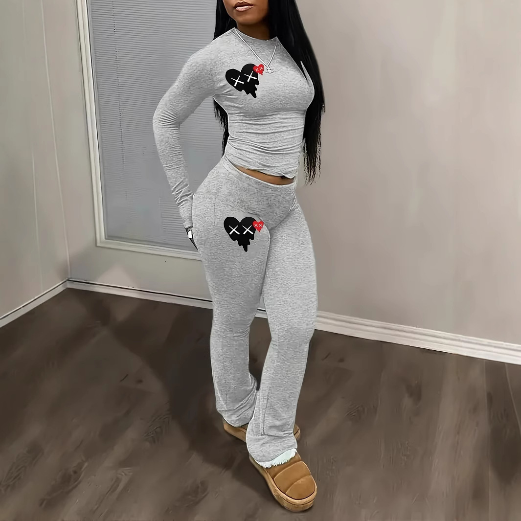 Women's Heart Print Long Sleeve Round Neck T-Shirt and Pants Set