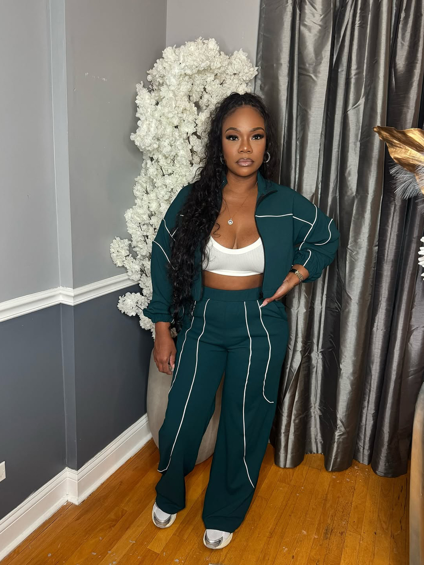 Women Color-Blocked Striped Top and Wide-Leg Pants Two-Piece Set