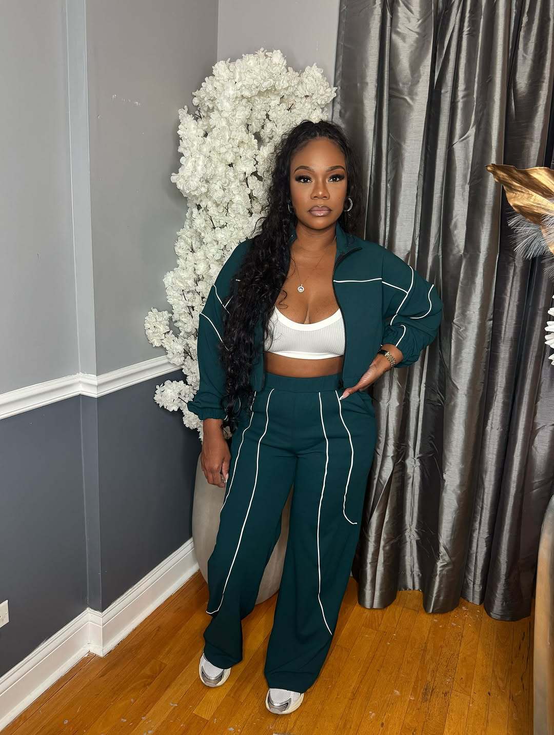 Women Color-Blocked Striped Top and Wide-Leg Pants Two-Piece Set