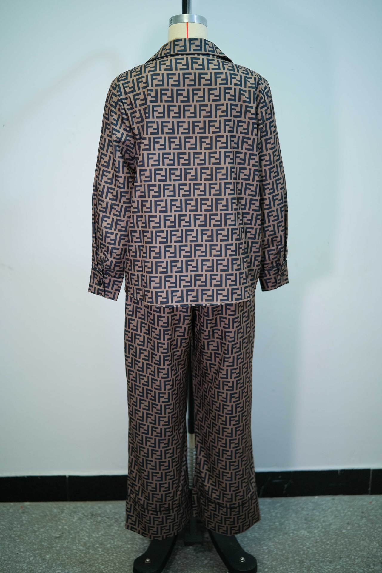 Women Autumn Casual Print Turndown Collar Top and Wide-Leg Pants Two-Piece Set