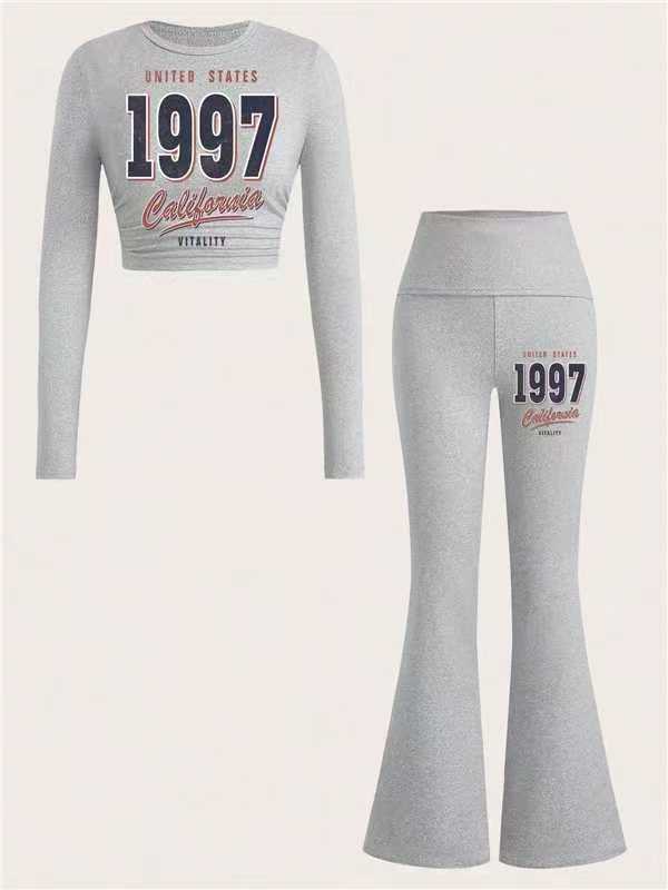 Women Round Neck Long-Sleeve Printed Top and Pant Two-Piece Set