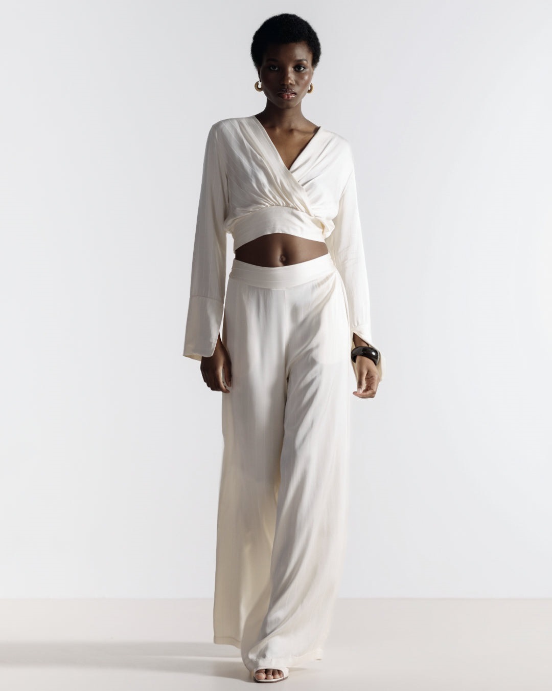 Women's Long Sleeve V-Neck Crop Top and High-Waist Wide-Leg Pants Set