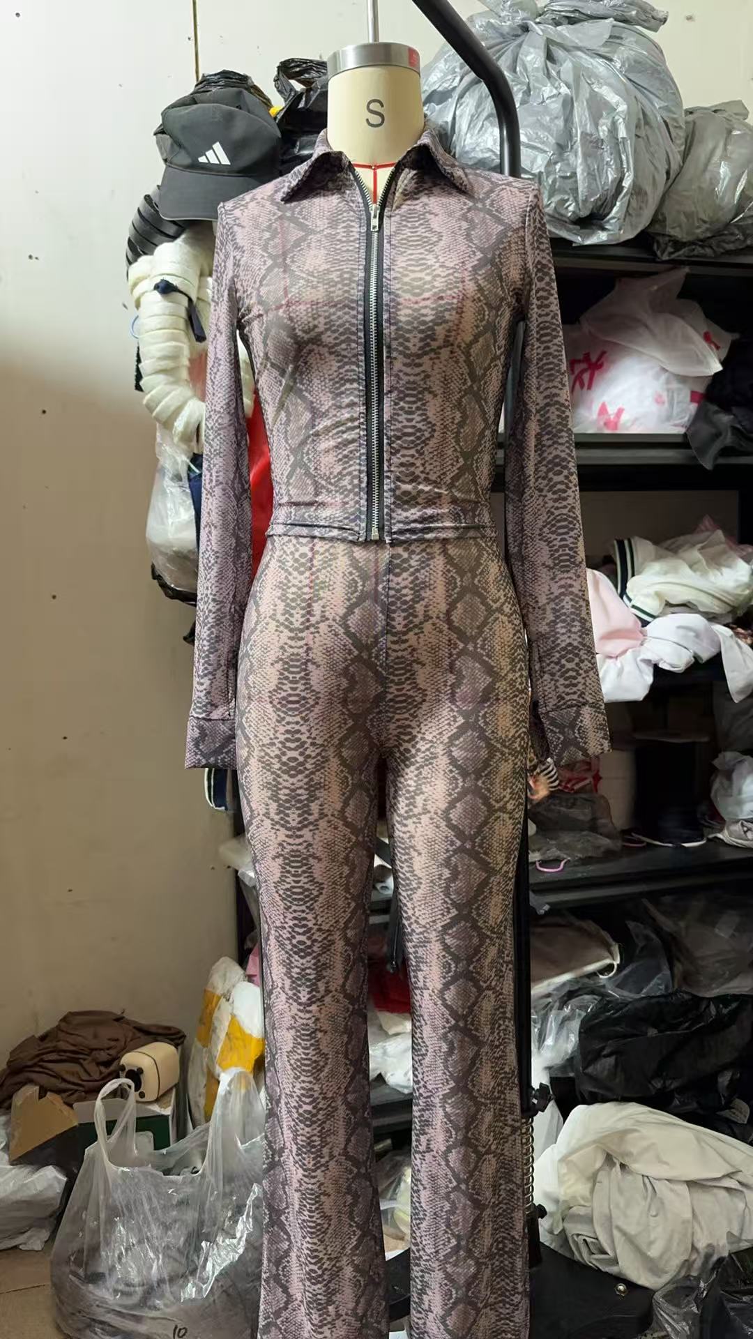 Women Autumn Snake Print Long-Sleeved Zipper Top and Pants Two-Piece Sets