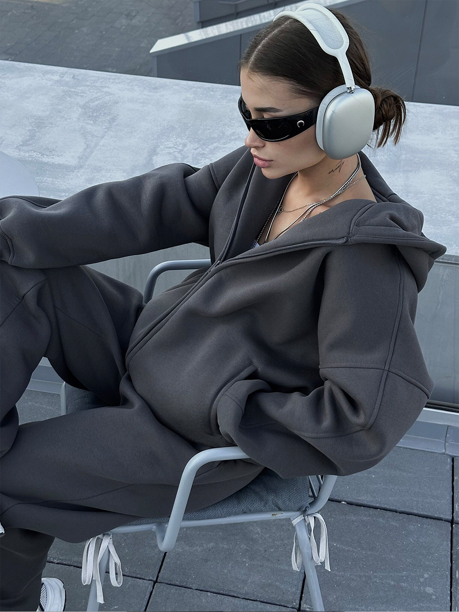 Women Solid Hoodies and Cuffed Pants Two-Piece Set