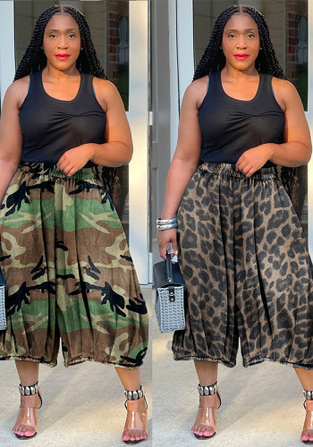 Women Camouflage Print Casual Denim Capri Pants