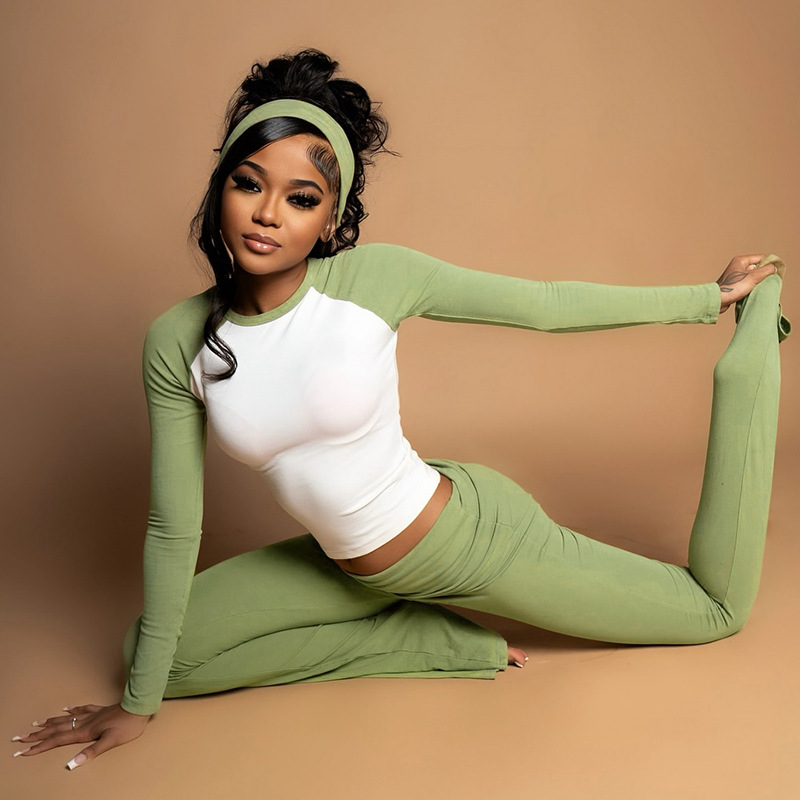 Women Autumn/Winter Christmas Long-Sleeve Round Neck T-Shirt and Color-Blocked Pants Two-Piece Set