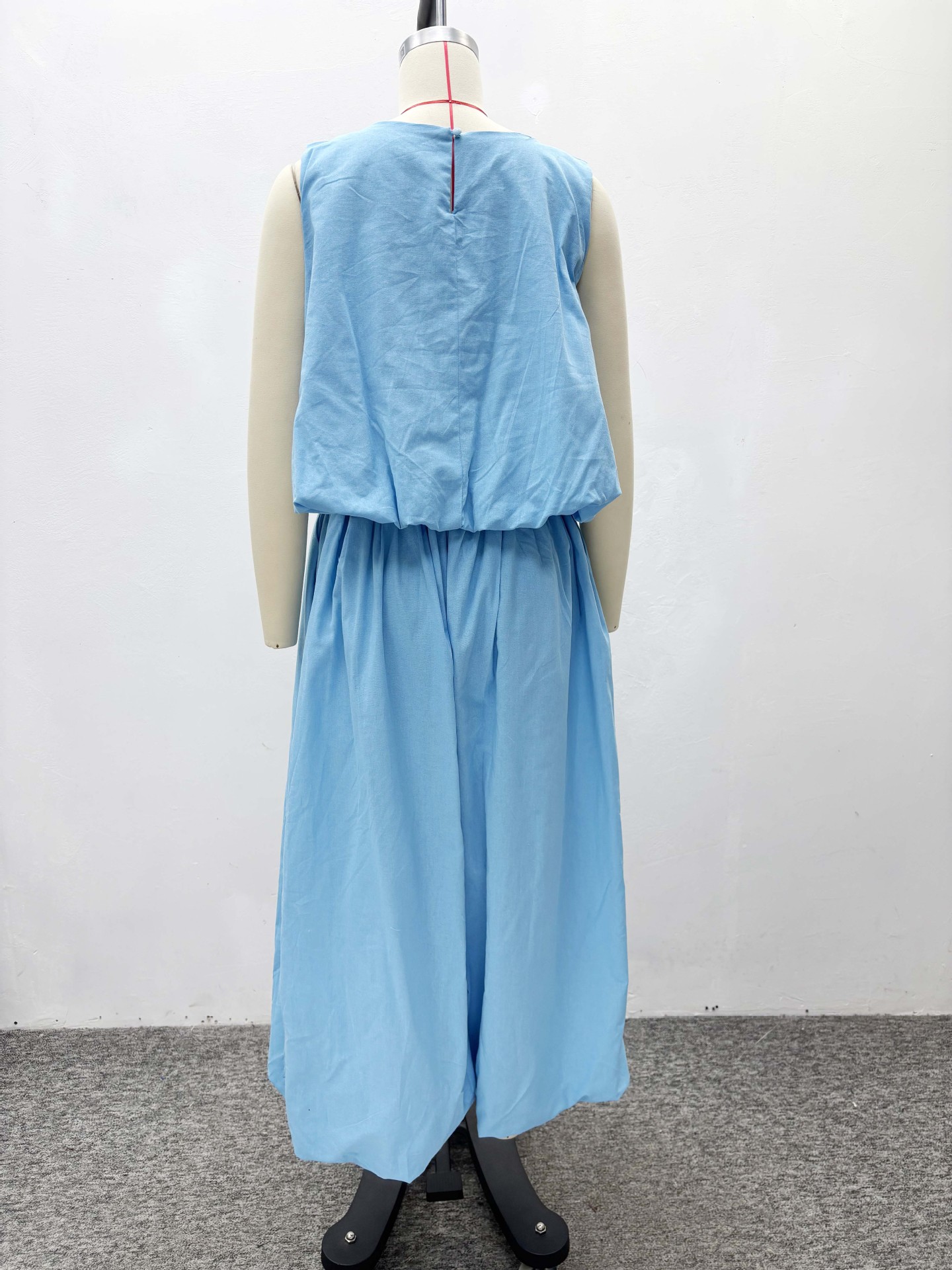 Sleeveless Loose Slim Waist Crop Top and Wide Leg Pants Plus Size Set