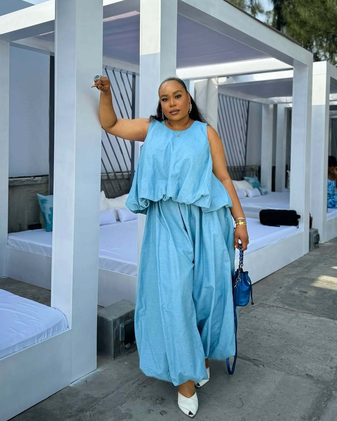 Sleeveless Loose Slim Waist Crop Top and Wide Leg Pants Plus Size Set