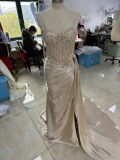 Women's Structured Boned Slim Waist Luxury Evening Gown
