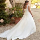 Women's Wedding Lace Train Princess Slim Fit Bridal Gown（Processing time need 3-6 days）