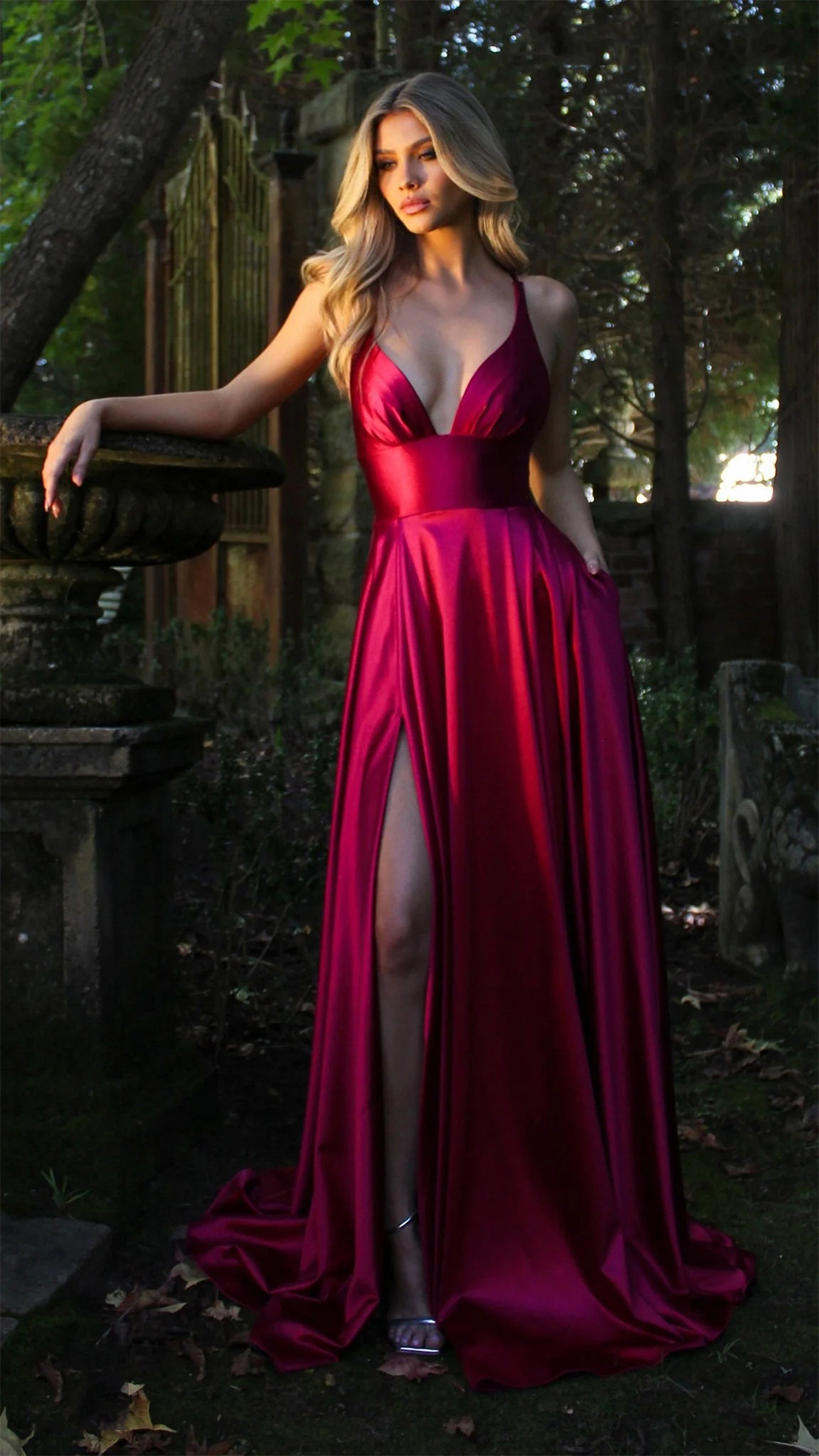 Women Summer Sexy V-Neck Solid Sleeveless Dress
