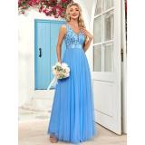 Women Sleeveless V-Neck Tulle Embroidered Evening Dress