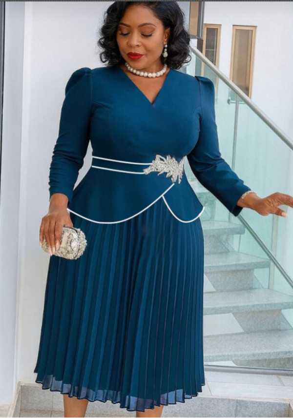 Plus Size Women Navy V-Neck Long-Sleeve Slim-Waist Ruffle Pleated Dress