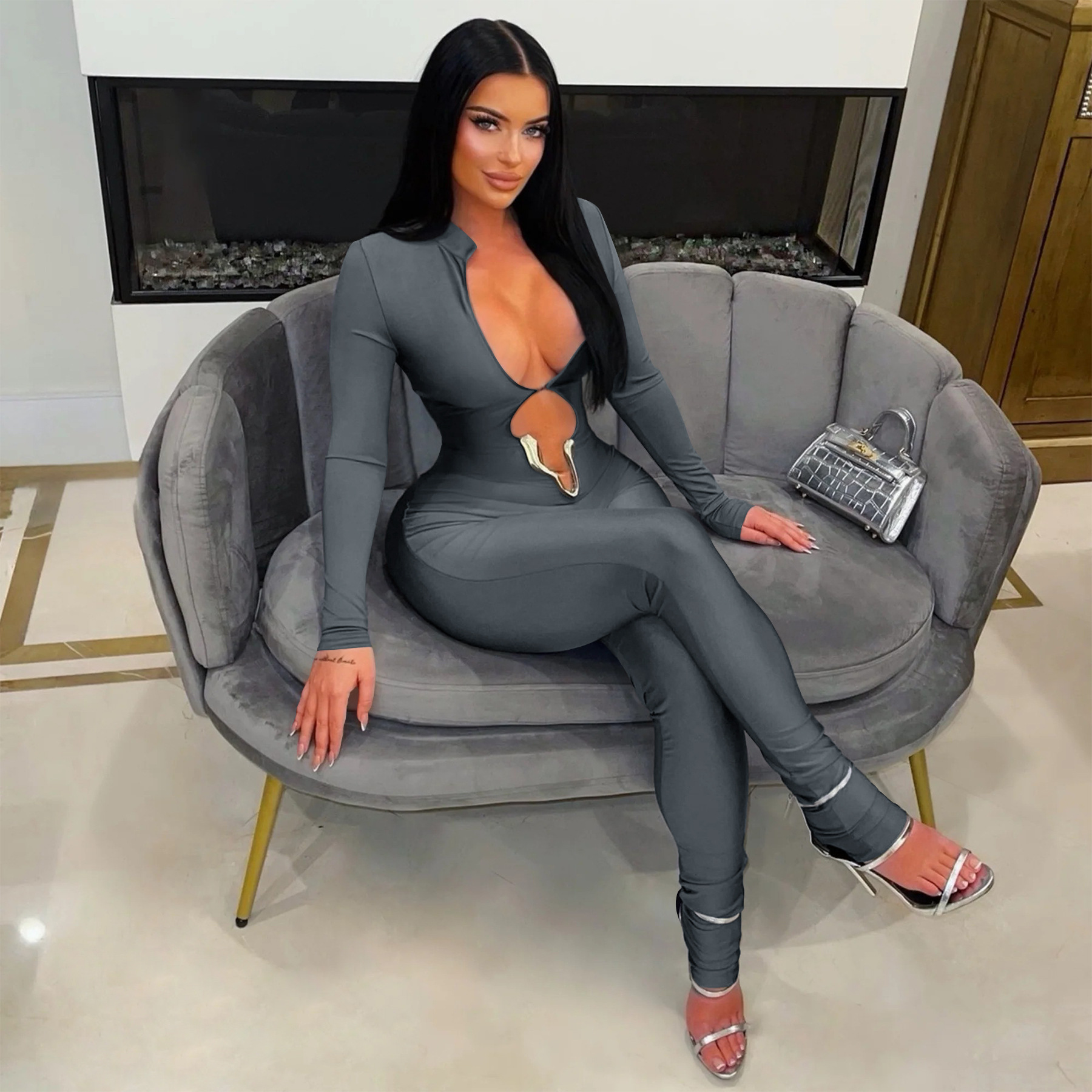 Women sexy V-neck long-sleeved jumpsuit