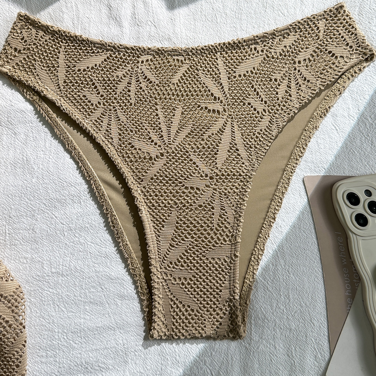 Lace Hollow Three-Piece Bikini Swimsuit for Beach Vacations