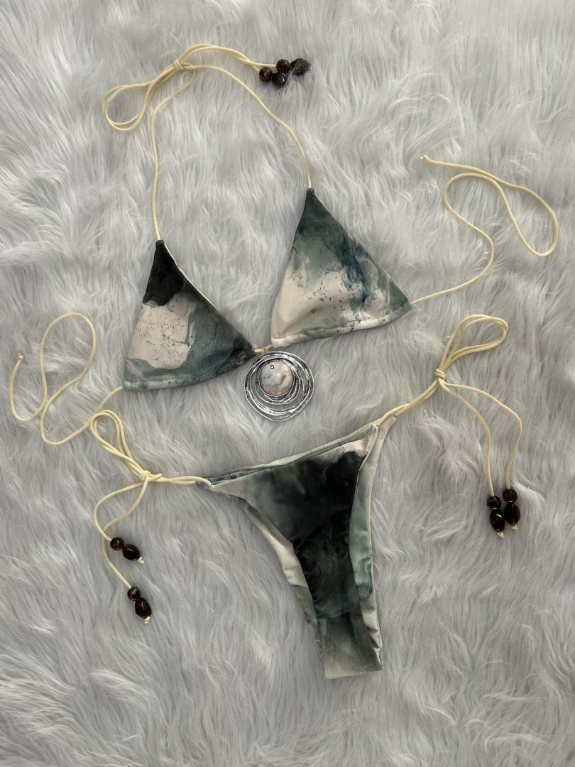 Halter Neck Lace-Up Two-Piece Bikini for Island Holidays